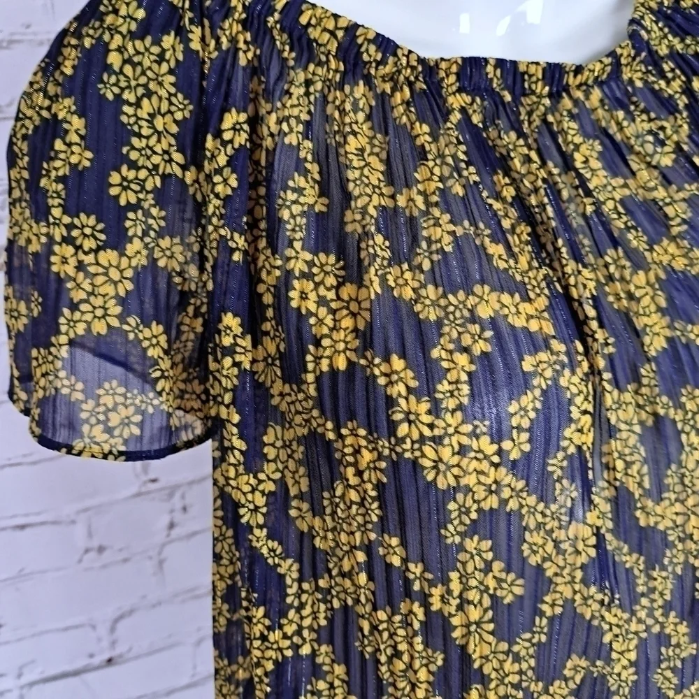 MICHAEL Kors Navy &‎ Gold Hoho Top - Picture 2 of 9